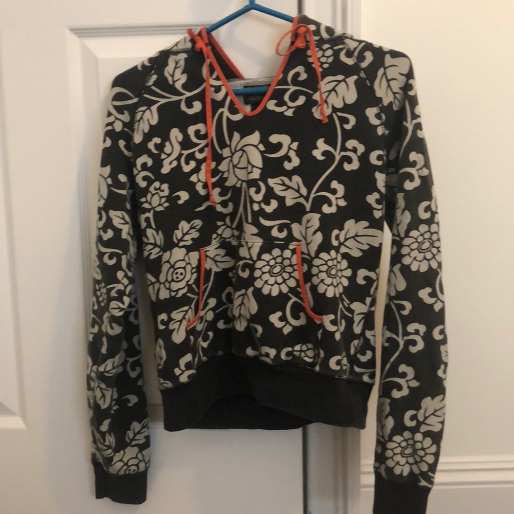 Lucky Brand cropped floral sweatshirt